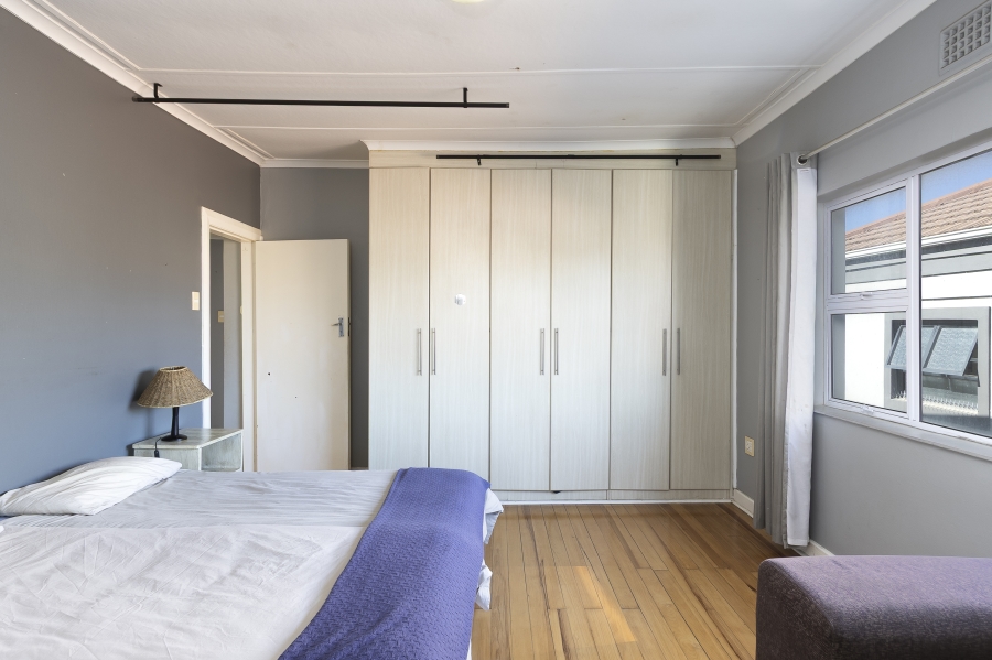5 Bedroom Property for Sale in Strand North Western Cape